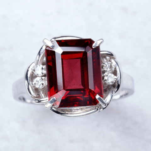 Garnet Jewelry In Overland Park, KS