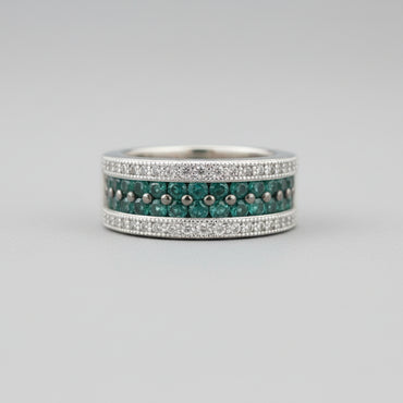 Vintage-Style Emerald & White CZ Pavé Band