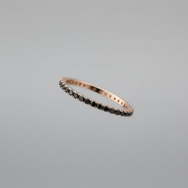 Midnight Rose Petite Diamond Band