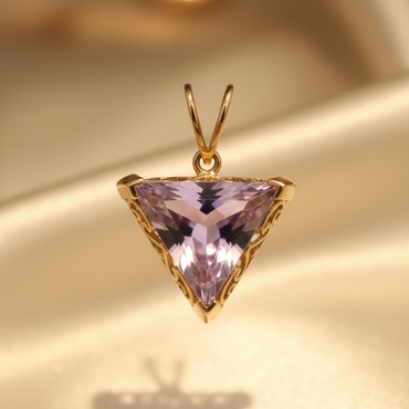 10K yellow gold 9x9mm trillion-cut amethyst filigree solitaire pendant, top-down view