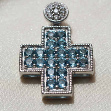 14K white gold blue topaz and diamond square cross pendant, side profile