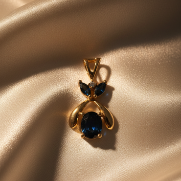 14K Yellow Gold Sapphire & Diamond Pendant – Front View