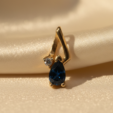 14K Yellow Gold Pear Sapphire & Diamond Pendant – Angle View