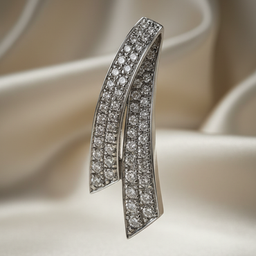 14K white gold diamond pavé double bar pendant three-quarter view