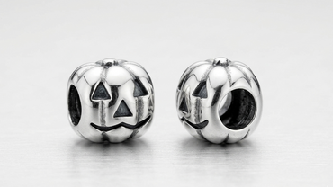 Retired Sterling Silver Jack-O'-Lantern Pumpkin Charm