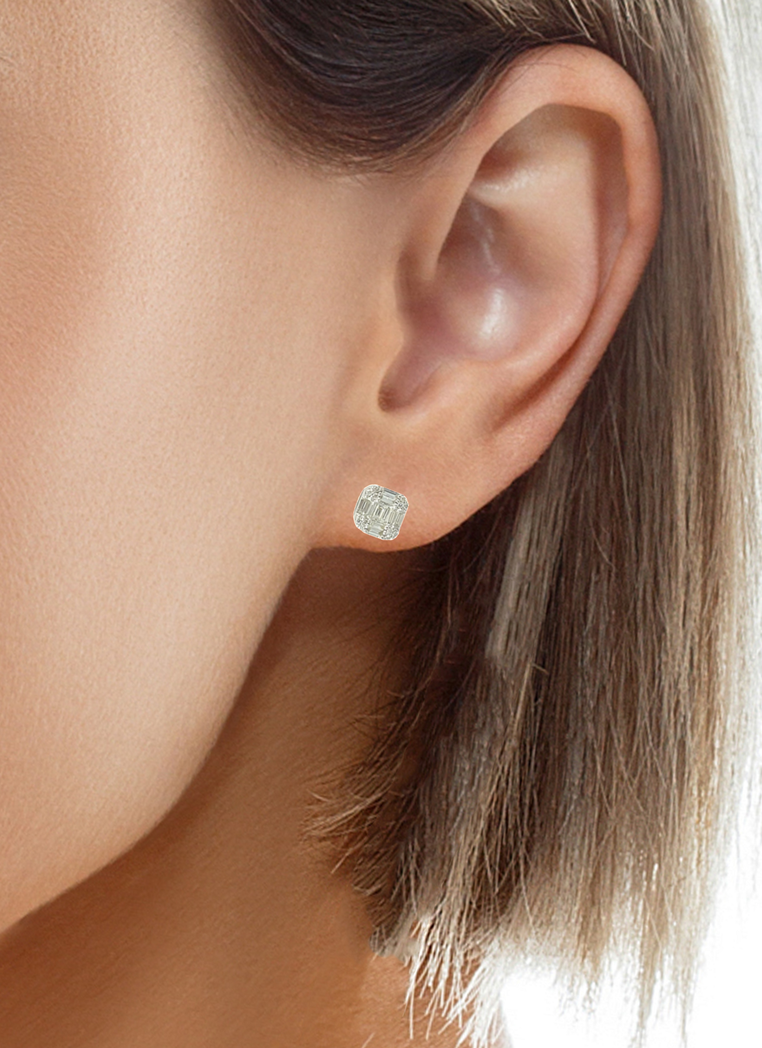 14K White Gold .46CTTW Diamond Earrings
