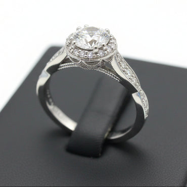 Vintage-Style Diamond Engagement Setting