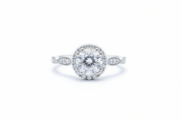 Vintage-Style Diamond Engagement Setting
