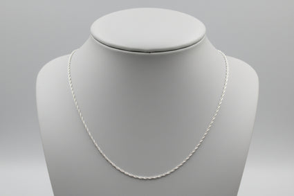 18" Petite Open Rope Chain