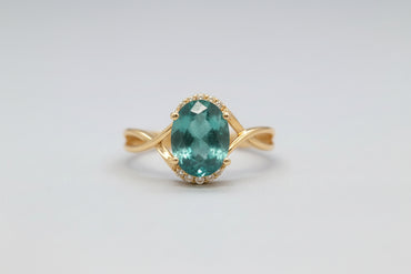Oval Emerald & Diamond Twisted Infinity Ring