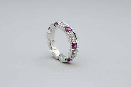 Ruby & Diamond Milgrain Band