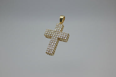 Classic Shared-Prong Cross Pendant