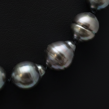Baroque Tahitian Pearl Strand Necklace | Peacock & Charcoal Overtones