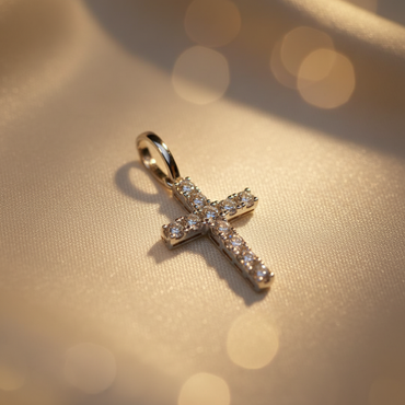 14K white gold pavé diamond cross pendant with round brilliant diamonds, angle 3