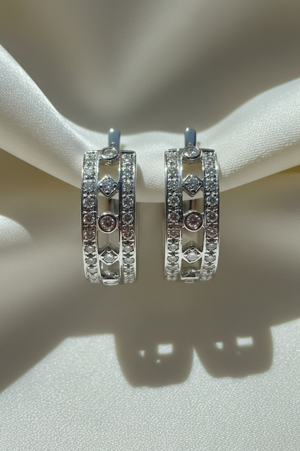 14K White Gold Floating Bezel Diamond Huggie Hoop Earrings – Front View