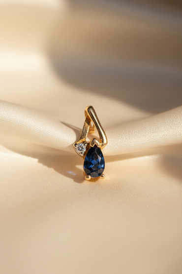14K Yellow Gold Pear Sapphire & Diamond Pendant – Front View