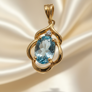 14K Yellow Gold Aquamarine & Diamond Swirl Pendant – Detail View