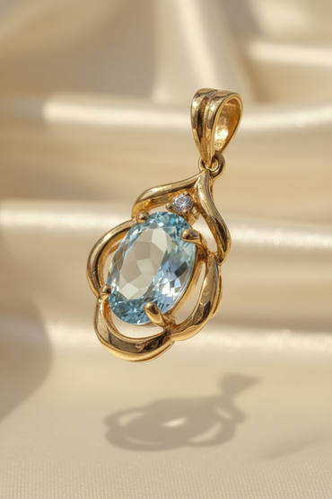 14K Yellow Gold Aquamarine & Diamond Swirl Pendant – Three-Quarter View