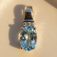 14K White Gold Oval Aquamarine & Diamond Pendant - editorial front