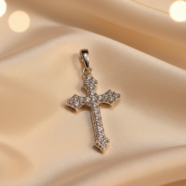10K white gold diamond-encrusted cross pendant with round brilliant pavé diamonds and flared pointed tips, angle 1