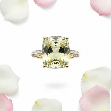Lime quartz ring front facing view with white and pink rose petals