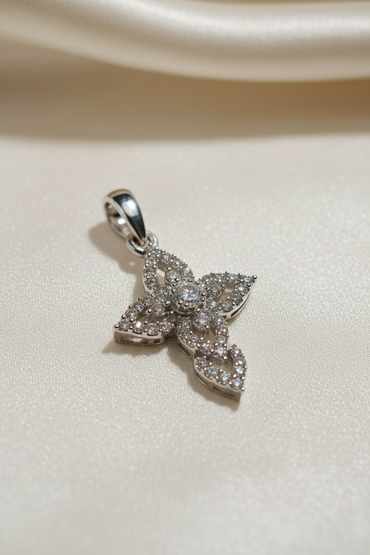10K White Gold 1/6 TDW Natural Diamond Fashion Cross Pendant - angle 1