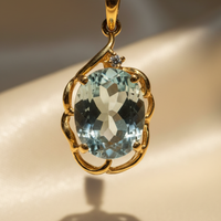 18K Yellow Gold Large Oval Aquamarine & Diamond Filigree Pendant – Detail View