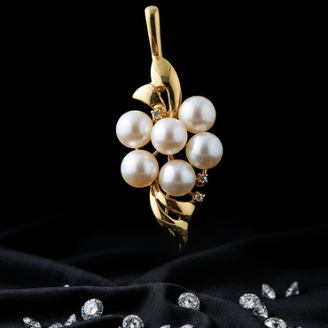 Yellow gold freshwater pearl cluster pendant - full view