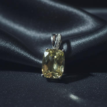 14K White Gold Olive Quartz and Diamond Pendant – Angled Front View