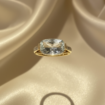 14K Yellow Gold East-West White Topaz Ring – Top View