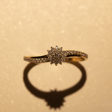 10K Yellow Gold Diamond Star Pavé Ring - Marketing Image 2