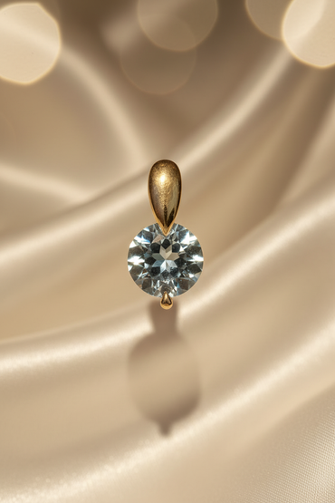 14K yellow gold 2.3ct round aquamarine solitaire pendant, front view