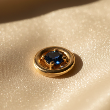 14K Yellow Gold Sapphire Orbital Pendant – Angle View