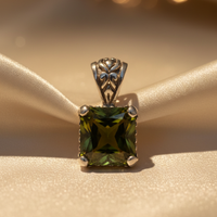 Sterling silver green stone mad filigree pendant - marketing image 3